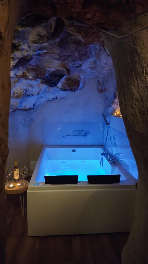 Las Cuevas Del Agua Chinchón Eksteriør bilde
